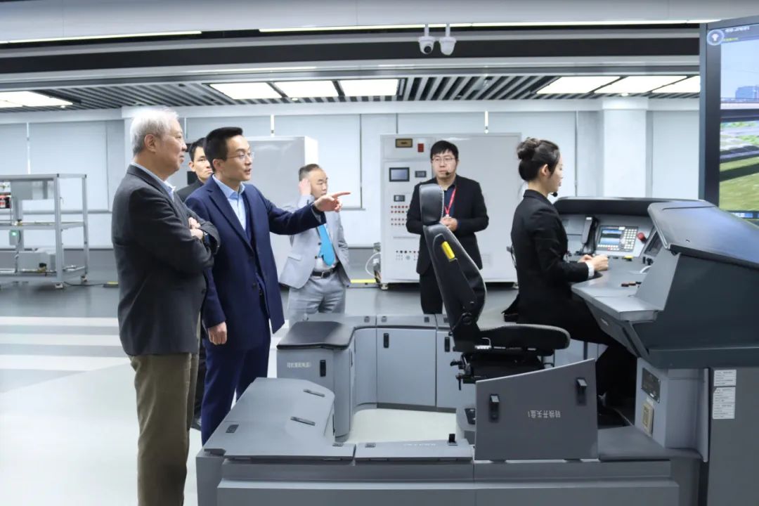 中國工程院院士、C919總設(shè)計師吳光輝來訪捷安高科